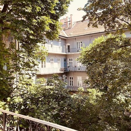 Chestnut Home - A Charming And Warm Feel Place Βουδαπέστη Εξωτερικό φωτογραφία